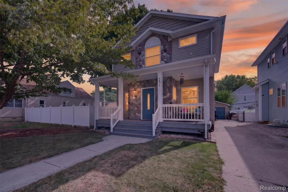 3676 Phillips Avenue Berkley City, MI 48072
