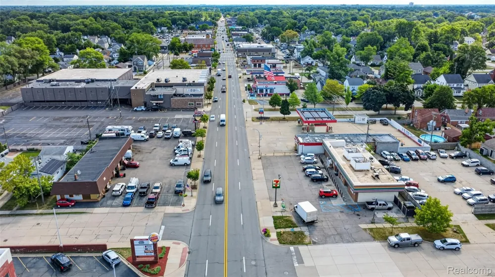 3676 Phillips Avenue Berkley City, MI 48072