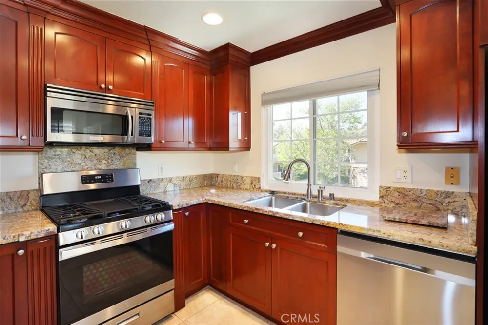 19801 Meadow Ridge Trabuco Canyon, CA 92679