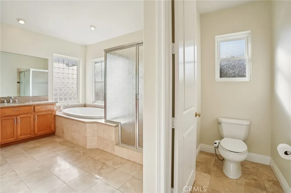 17405 Jasmine Cerritos, CA 90703