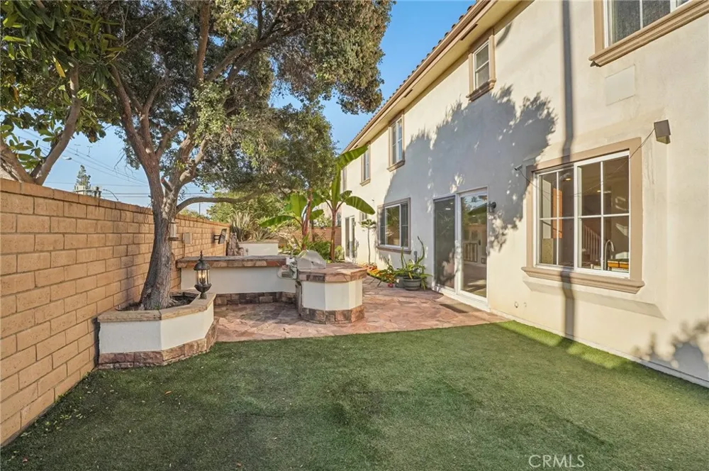 17405 Jasmine Cerritos, CA 90703