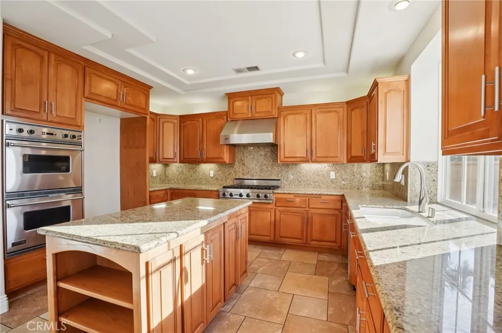 17405 Jasmine Cerritos, CA 90703