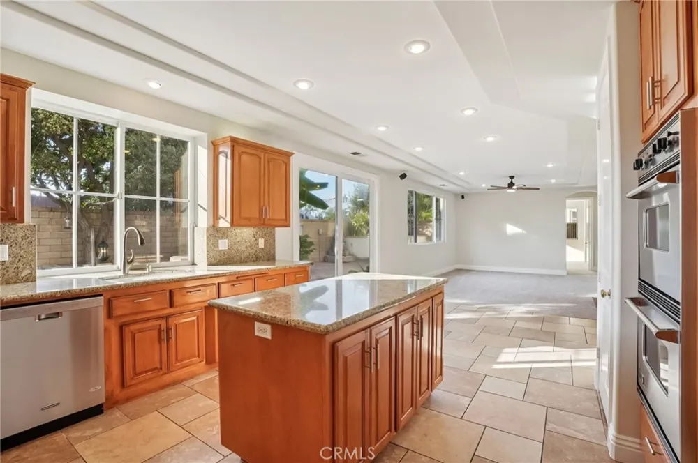 17405 Jasmine Cerritos, CA 90703