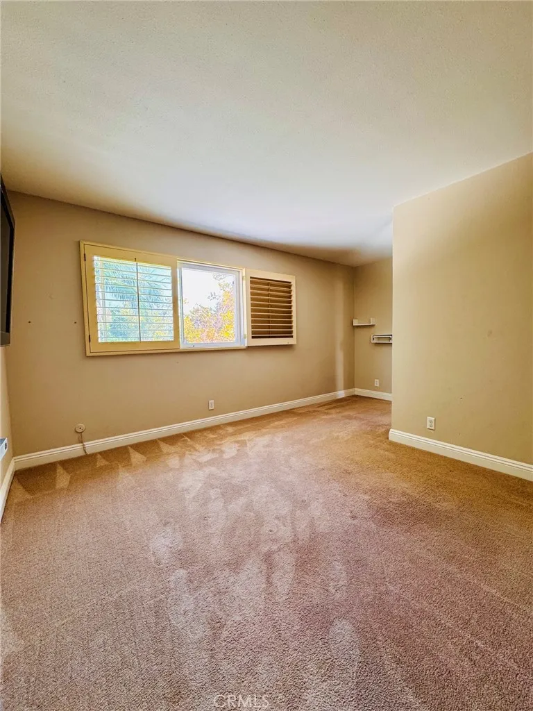 1413 W Moore Santa Ana, CA 92704