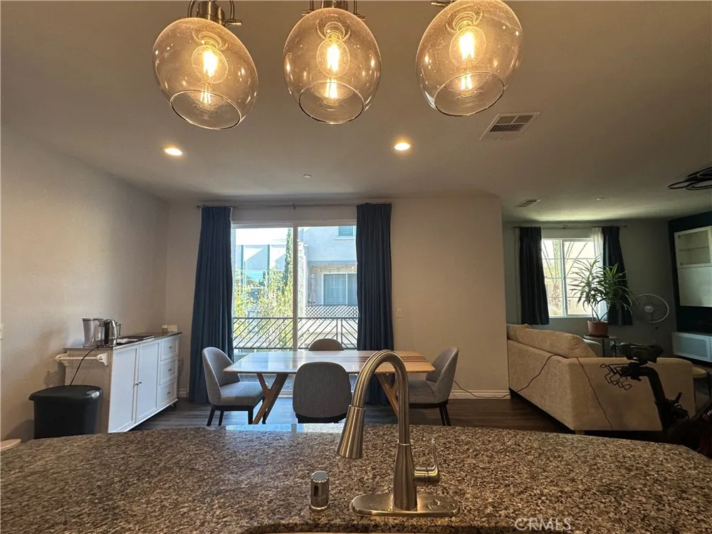 106 Eureka Place Upland, CA 91786
