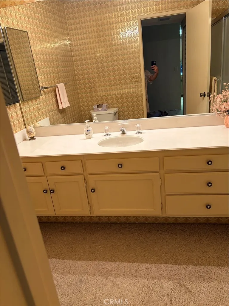 248 La Paz Palm Desert, CA 92260
