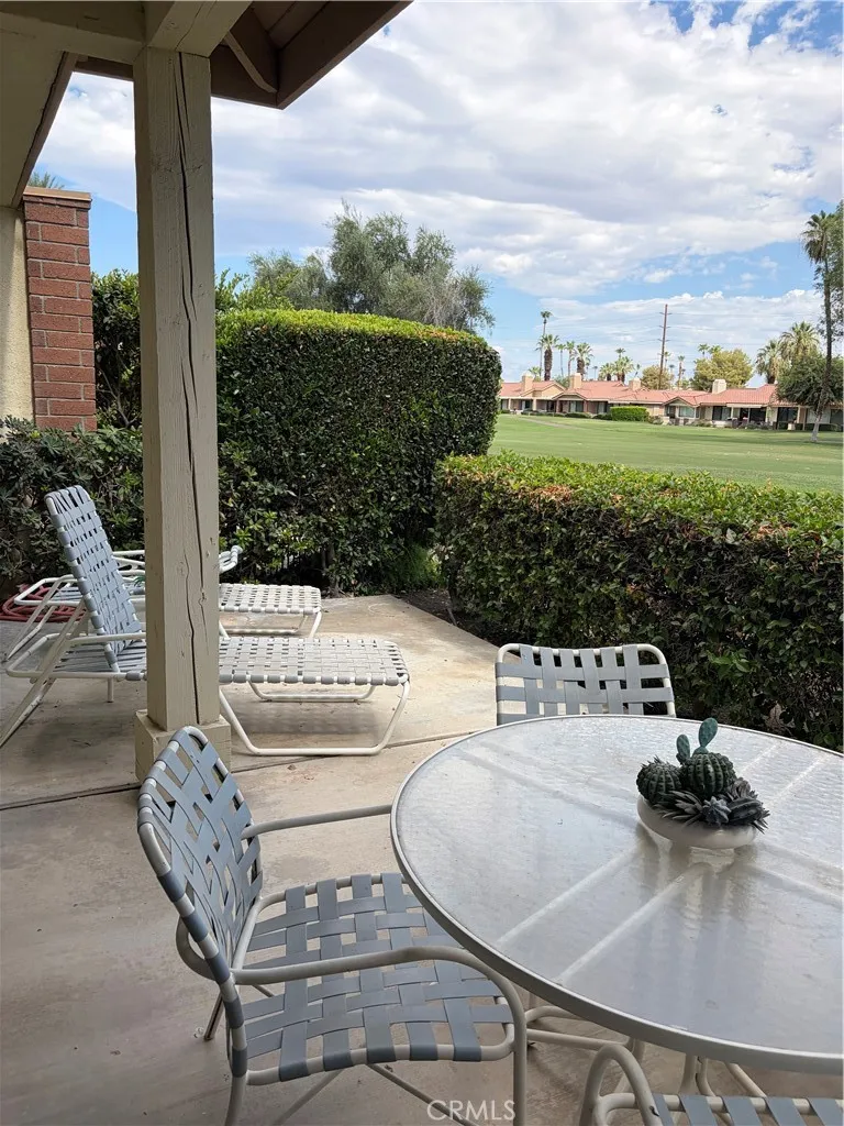 248 La Paz Palm Desert, CA 92260