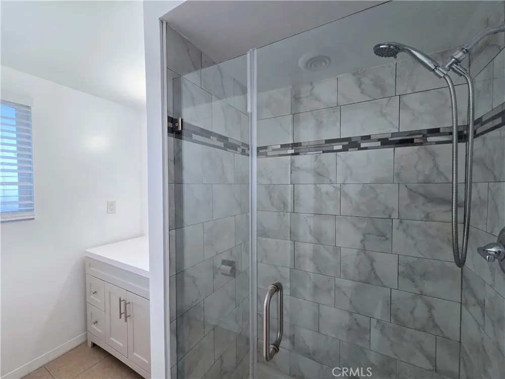 873 E Turmont Carson, CA 90746