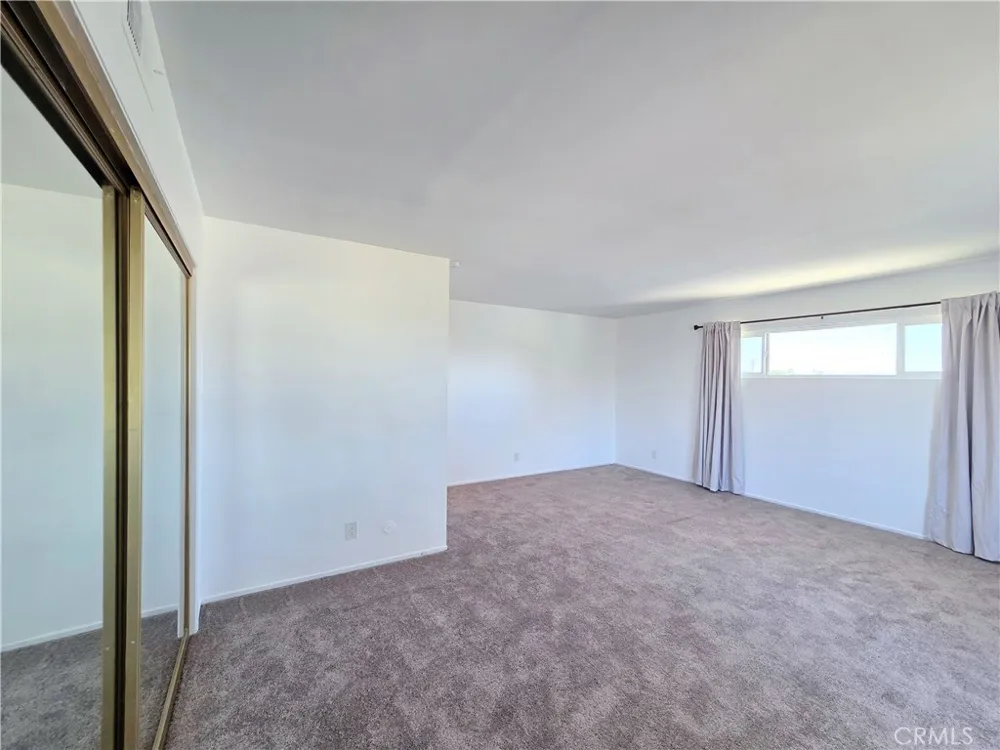 873 E Turmont Carson, CA 90746