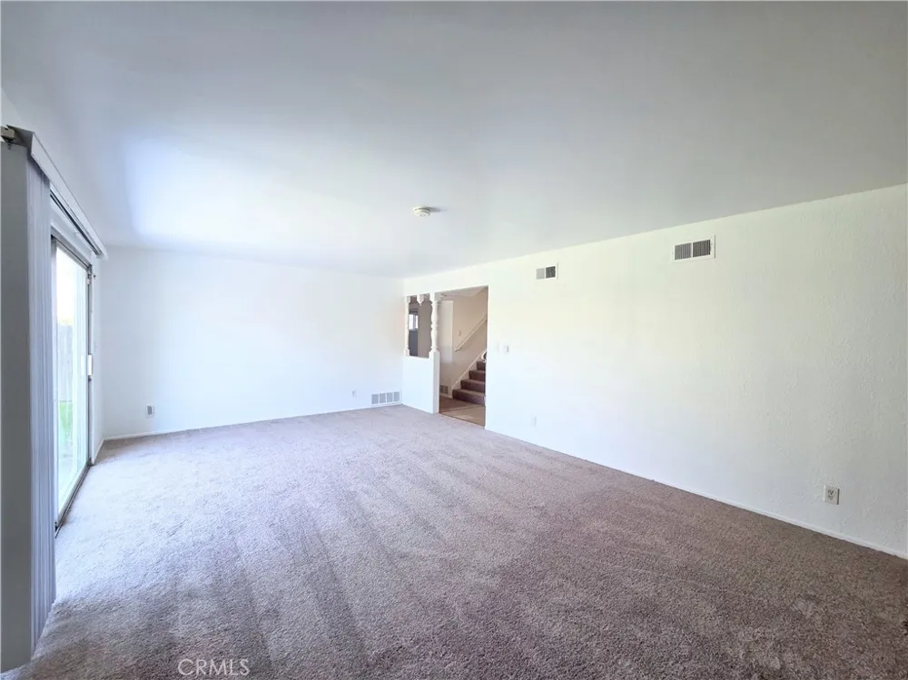 873 E Turmont Carson, CA 90746