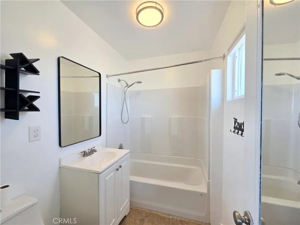 873 E Turmont Carson, CA 90746