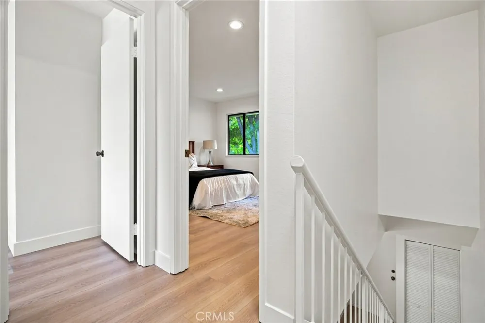 28867 Conejo View Agoura Hills, CA 91301