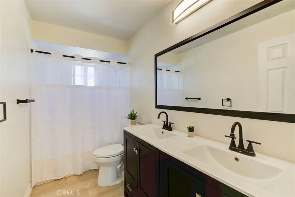 55 Via Cordoba Rancho Santa Margarita, CA 92688