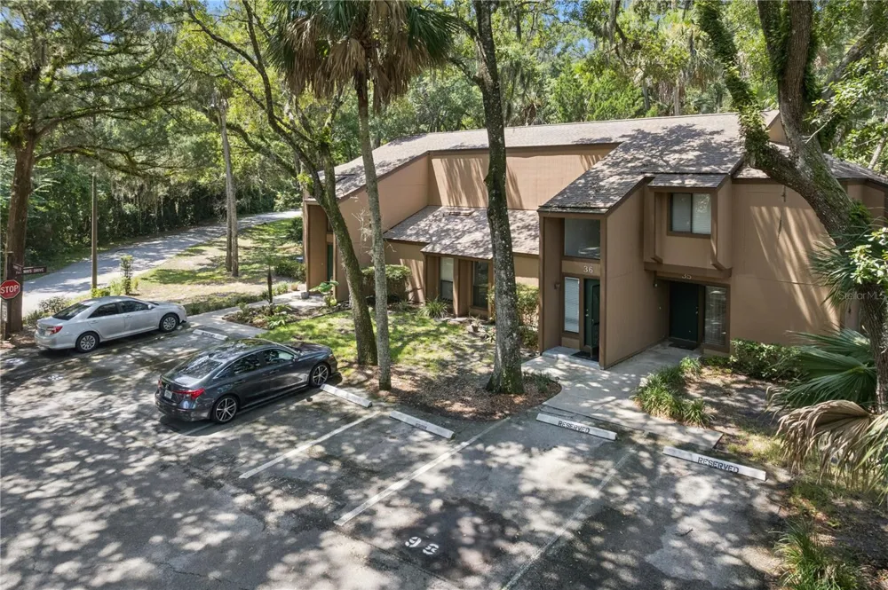 35 FAIRWAYS CIRCLE #35 Palm Coast, FL 32137