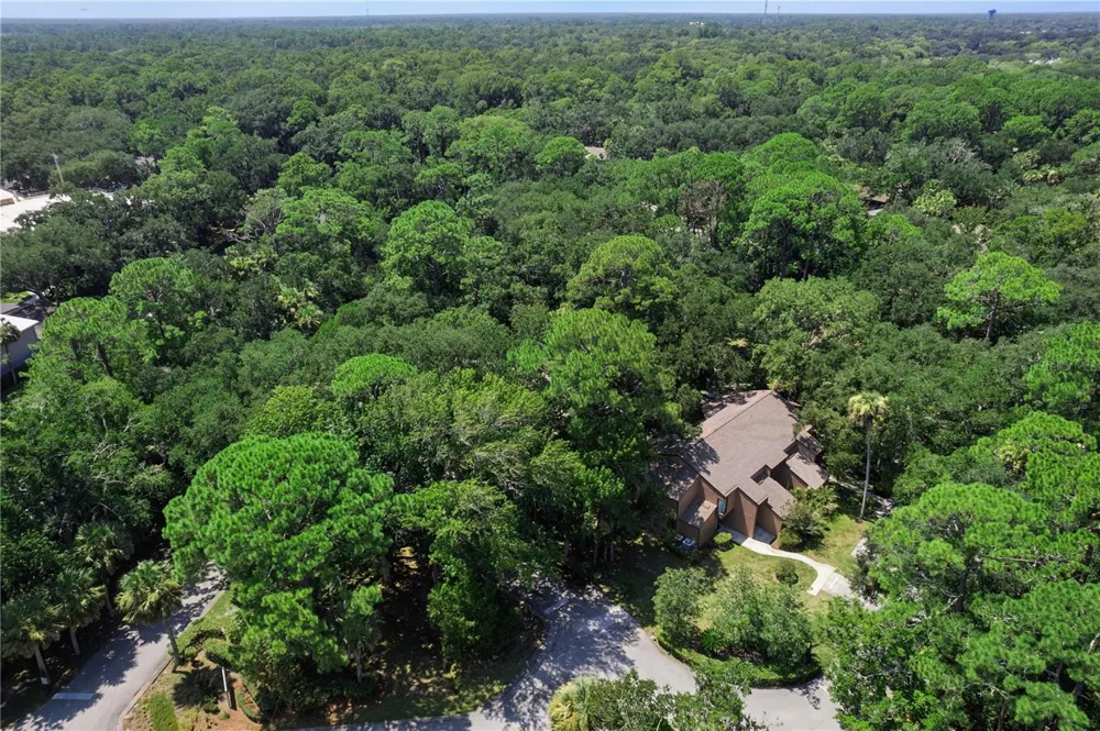 35 FAIRWAYS CIRCLE #35 Palm Coast, FL 32137