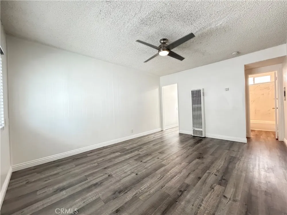 12926 Doty Avenue #23 Hawthorne, CA 90250