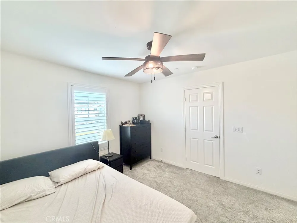 970 Helena Ridge Lake Elsinore, CA 92530