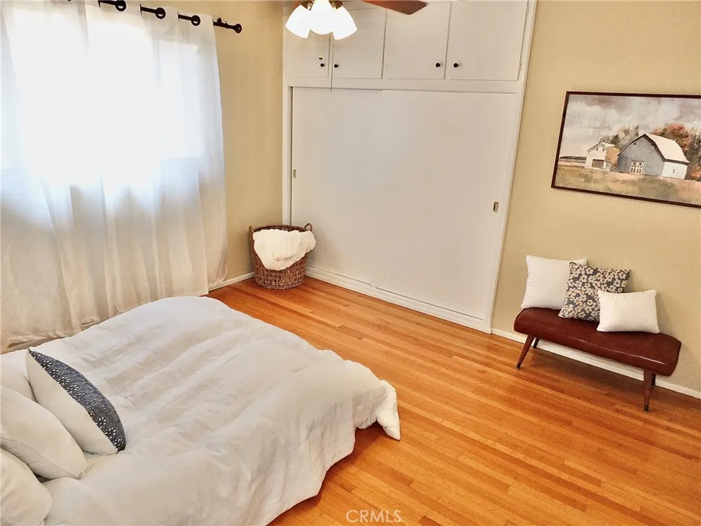 1724 E 1st Street #9 Long Beach, CA 90802
