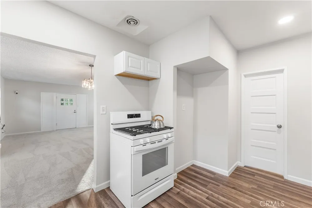 44636 Cedar Avenue Lancaster, CA 93534