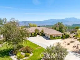 27810 Lake Street Hemet, CA 92544