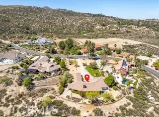 27810 Lake Street Hemet, CA 92544