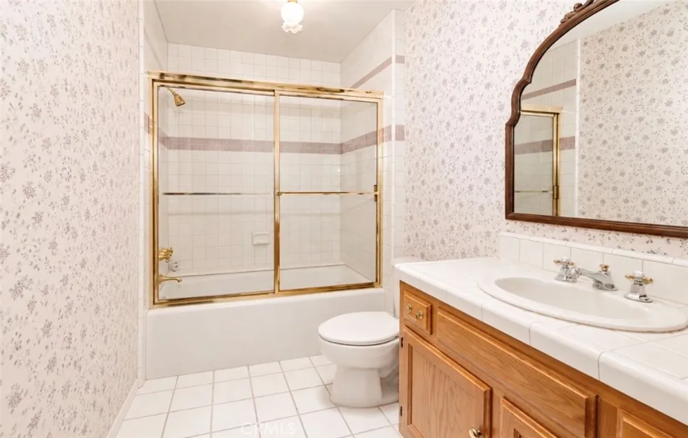 27810 Lake Street Hemet, CA 92544
