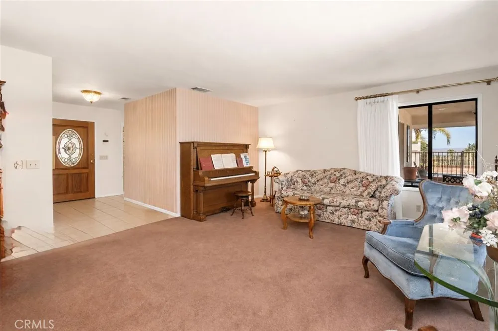 27810 Lake Street Hemet, CA 92544