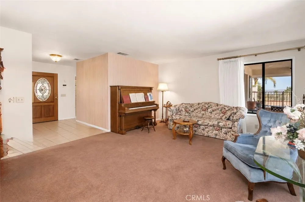 27810 Lake Street Hemet, CA 92544