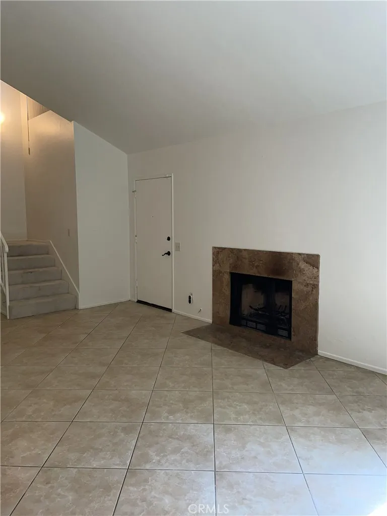 25255 Avenida Dorena Newhall, CA 91321