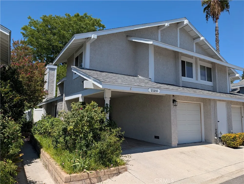 25255 Avenida Dorena Newhall, CA 91321
