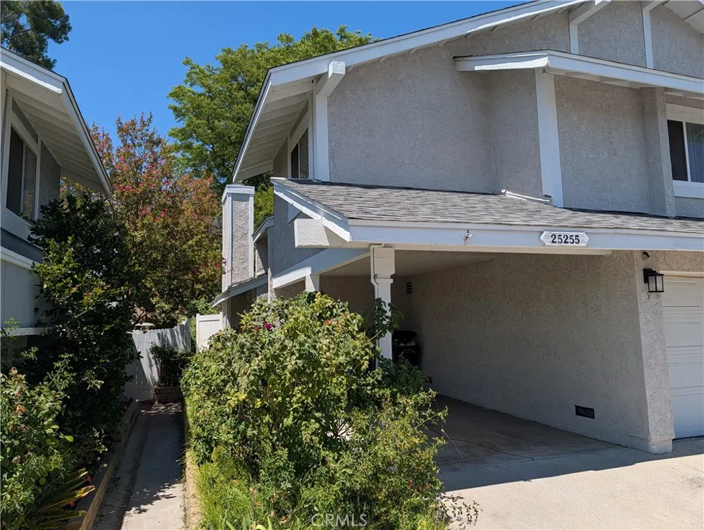 25255 Avenida Dorena Newhall, CA 91321