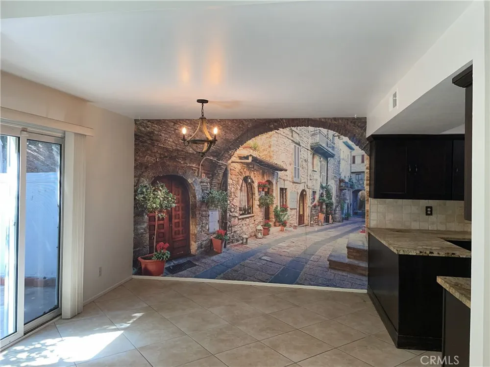 25255 Avenida Dorena Newhall, CA 91321