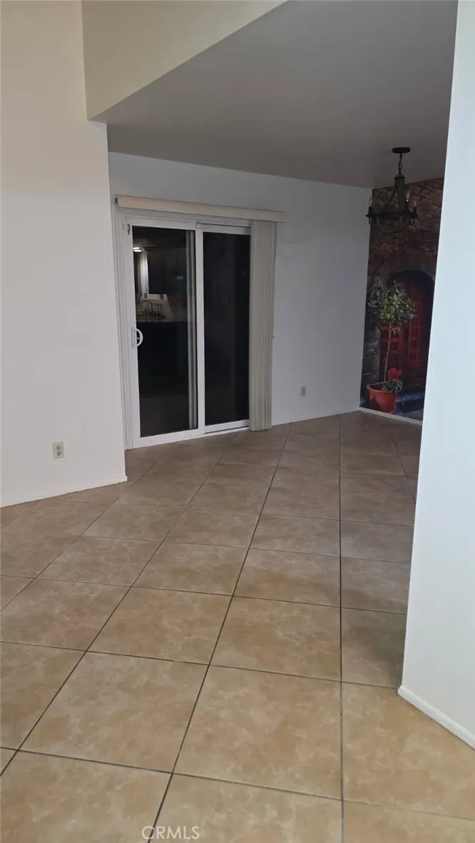 25255 Avenida Dorena Newhall, CA 91321
