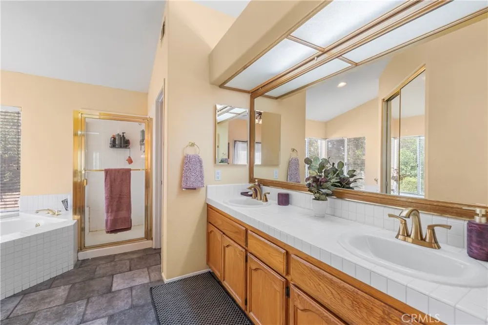 15760 Sophomore Court Moorpark, CA 93021