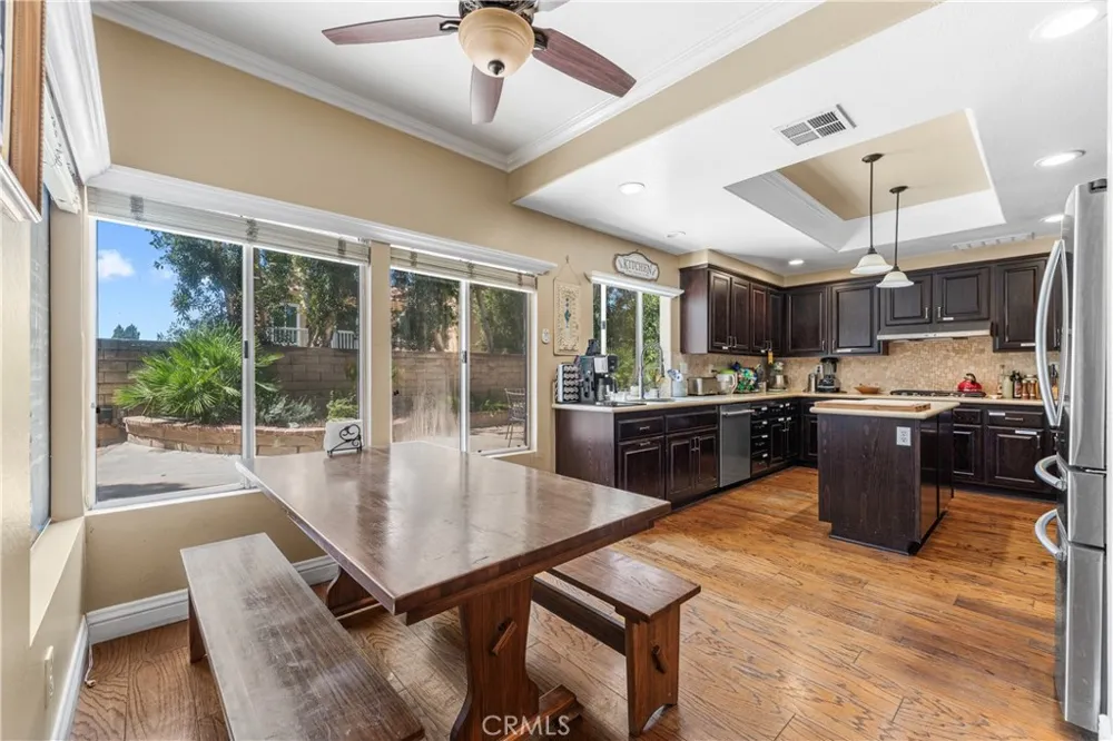 15760 Sophomore Court Moorpark, CA 93021