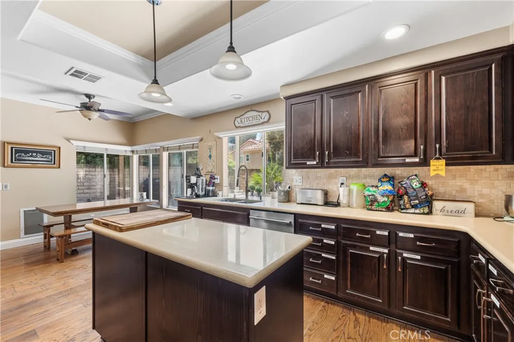 15760 Sophomore Court Moorpark, CA 93021