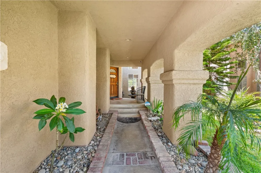 15760 Sophomore Court Moorpark, CA 93021