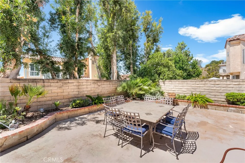 15760 Sophomore Court Moorpark, CA 93021
