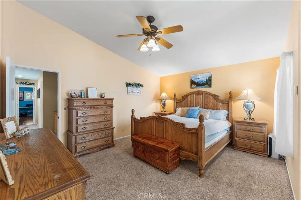 15760 Sophomore Court Moorpark, CA 93021