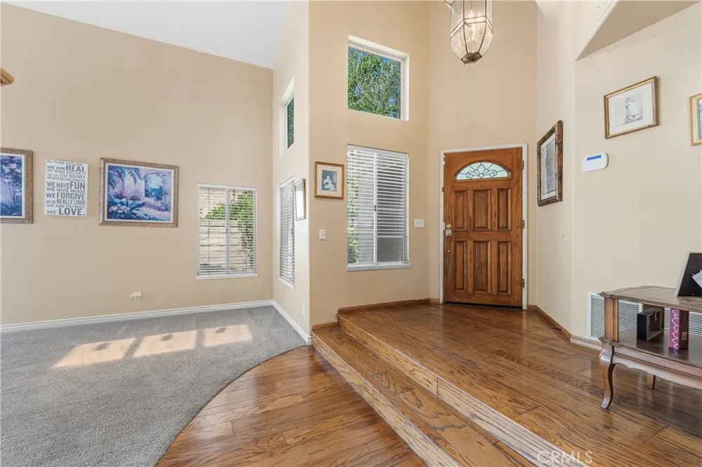 15760 Sophomore Court Moorpark, CA 93021