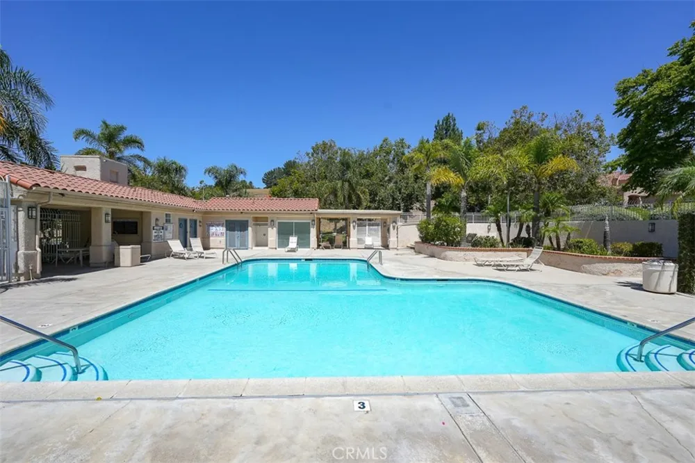 15760 Sophomore Court Moorpark, CA 93021