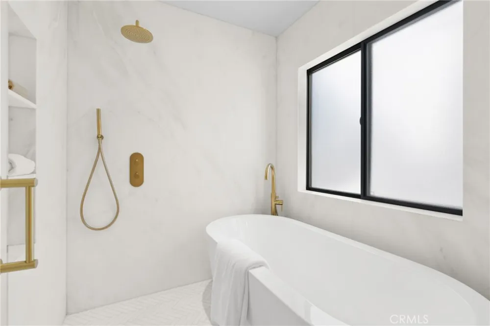 503 J Newport Beach, CA 92661
