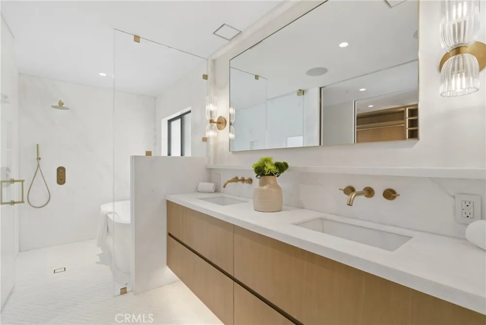 503 J Newport Beach, CA 92661