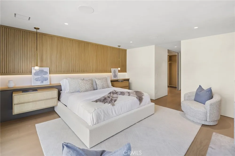 503 J Newport Beach, CA 92661