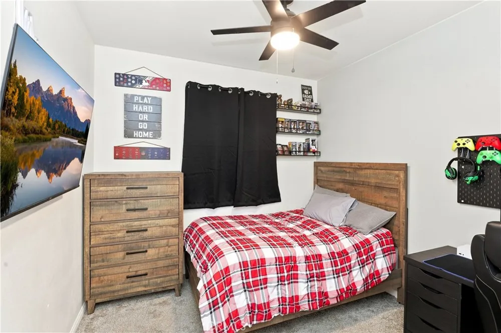 43891 61st Street W Lancaster, CA 93536
