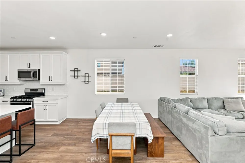 43891 61st Street W Lancaster, CA 93536