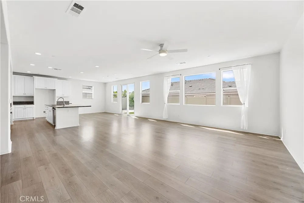 30383 Freeman Menifee, CA 92584
