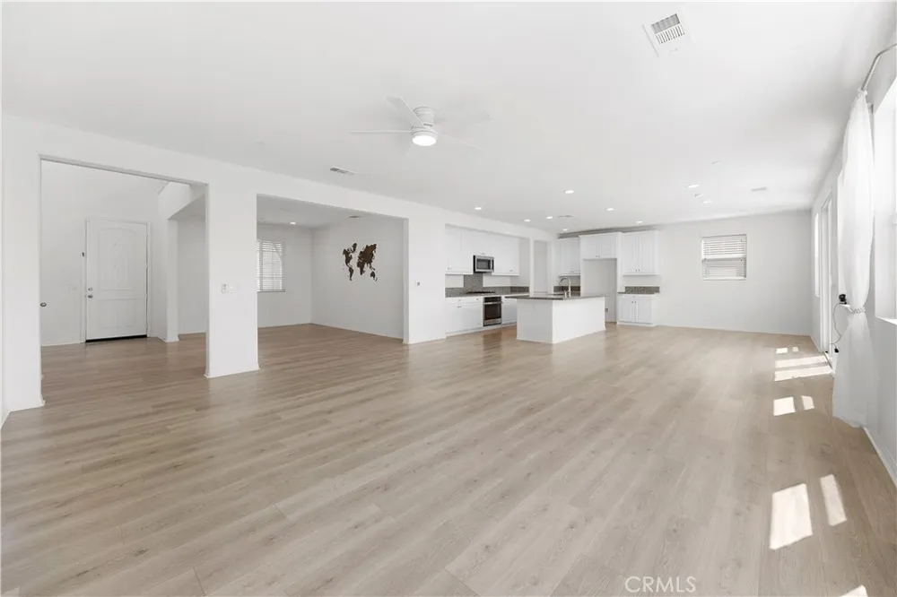 30383 Freeman Menifee, CA 92584