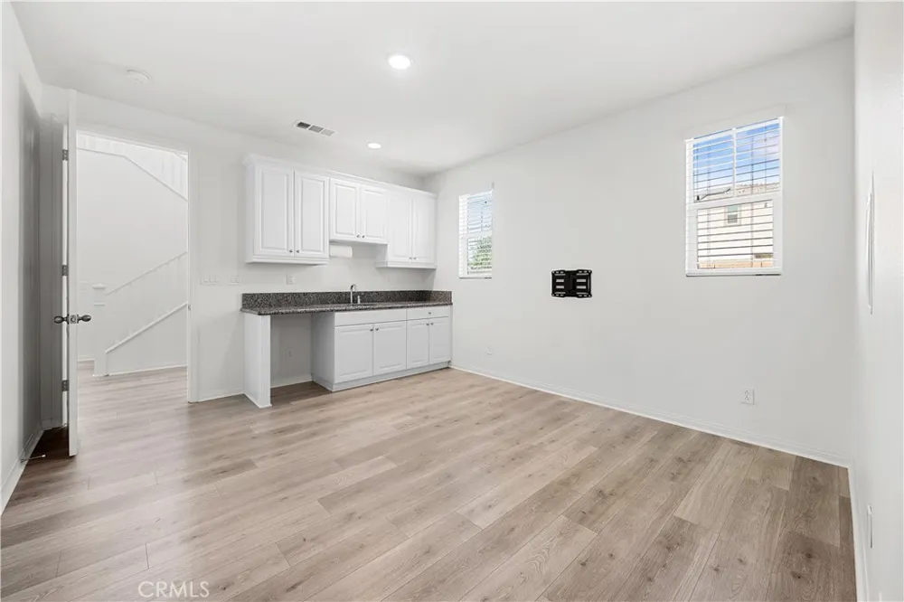 30383 Freeman Menifee, CA 92584
