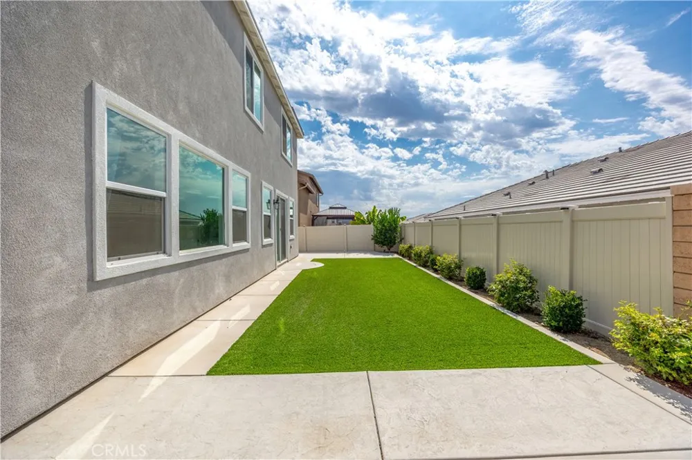30383 Freeman Menifee, CA 92584